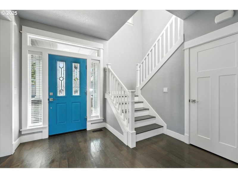 Entrance/Foyer