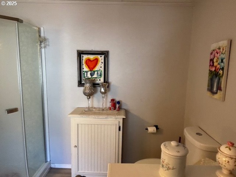 Bathroom, Attached