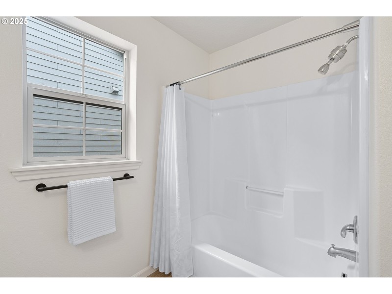 Bathroom, Continental