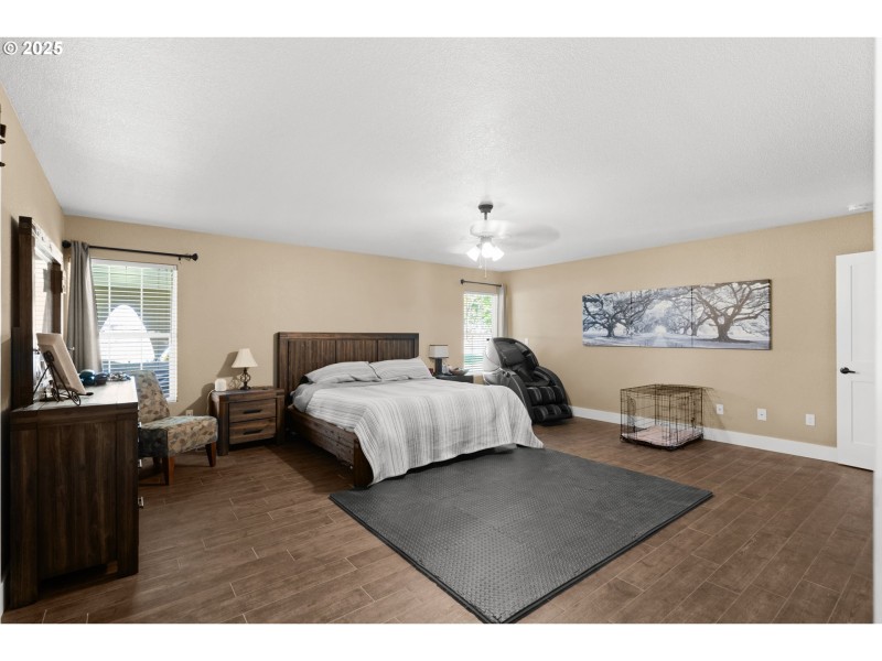 Bedroom, Owner's Suite