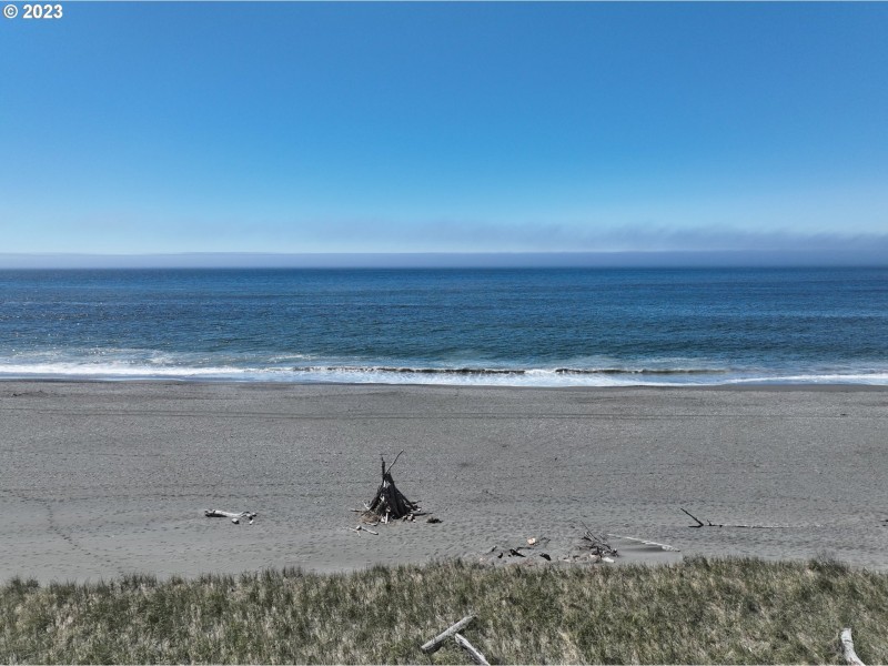 Beach Access Deeded