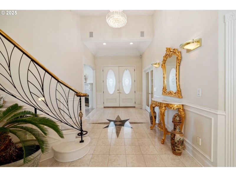 Entrance/Foyer
