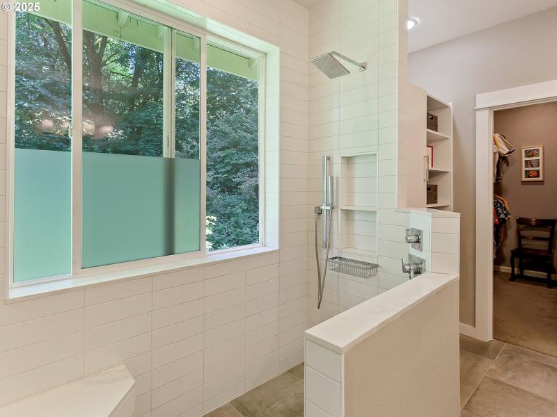 Owner's Suite Bathroom