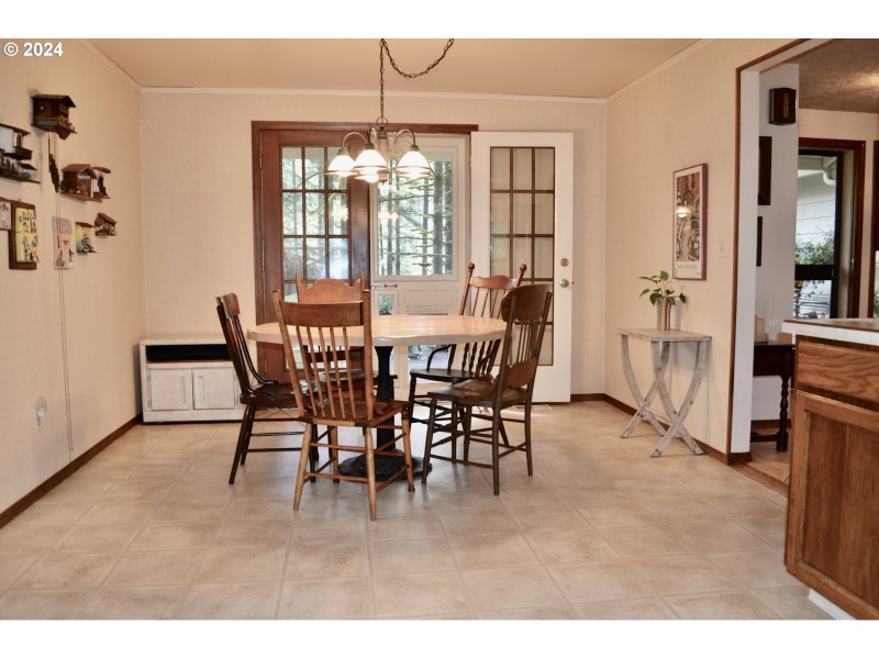 Kitchen/Nook