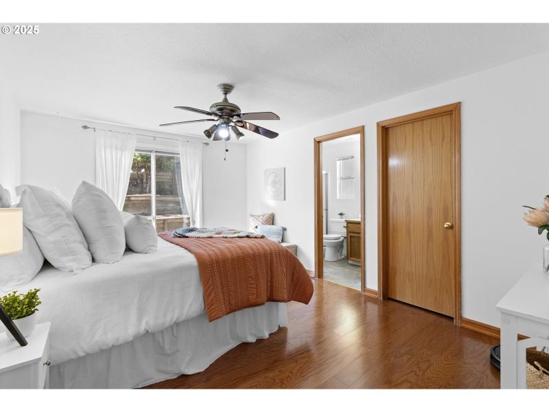 Bedroom, Owner's Suite