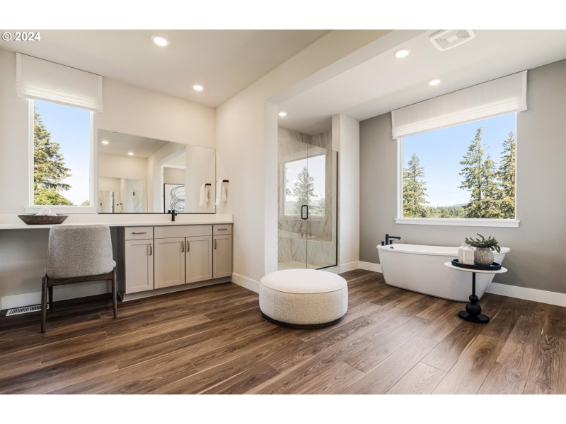 Owner's Suite Bathroom