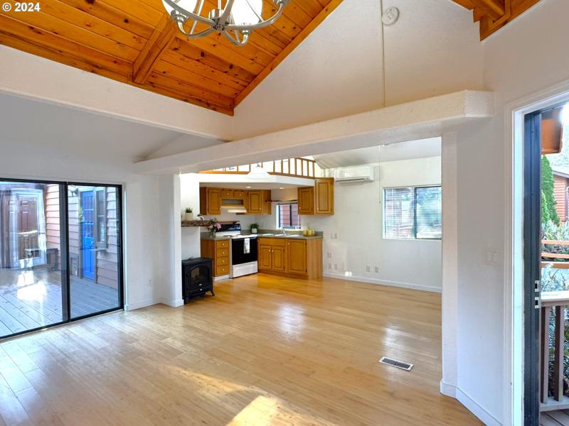 Living Room/Dining Room