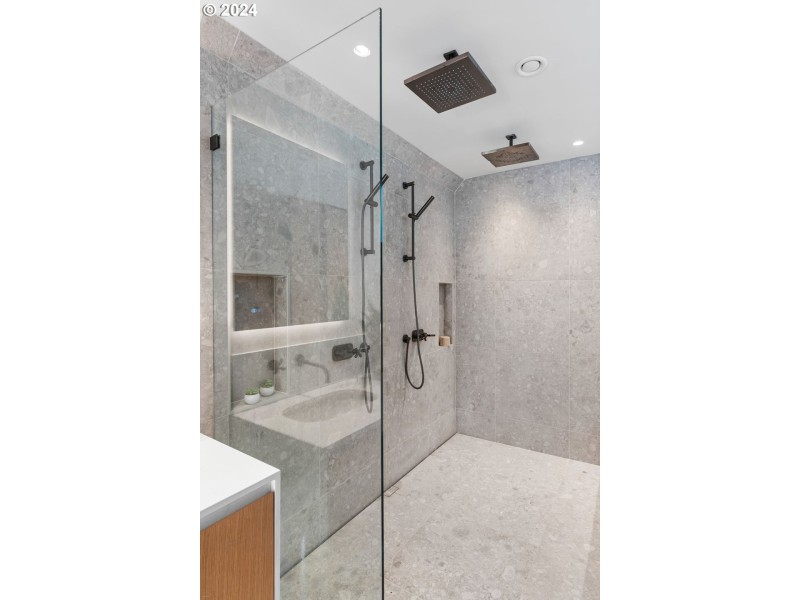 Bedroom, Owner's Suite