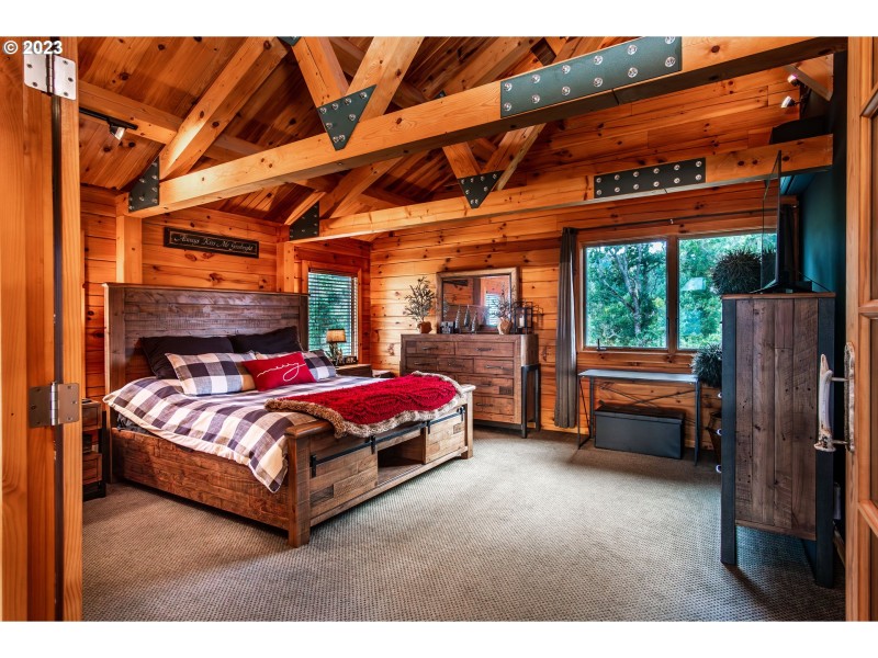 Owner's Suite Bedroom