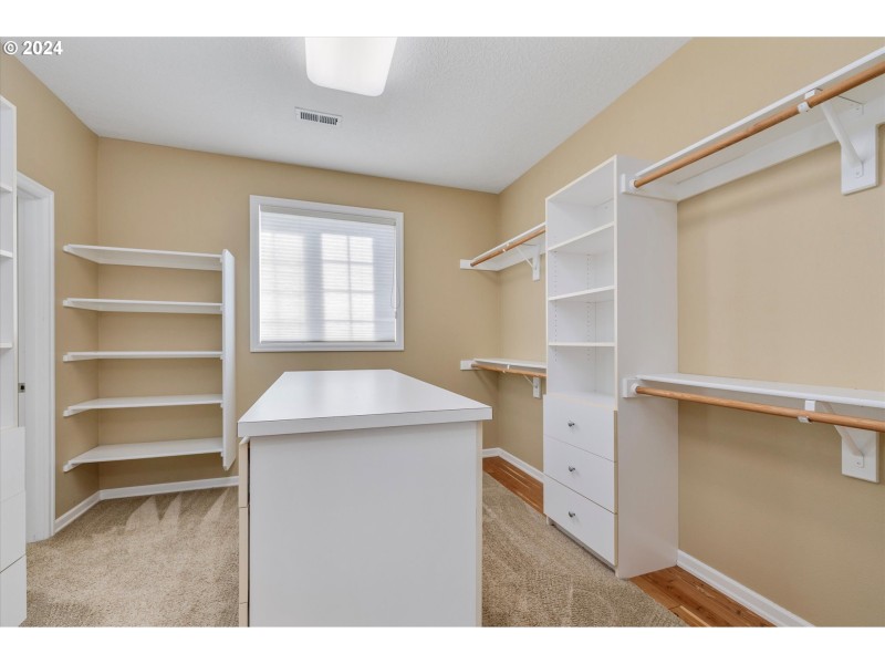 Bedroom, Owner's Suite