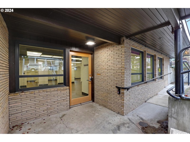 Entrance/Foyer