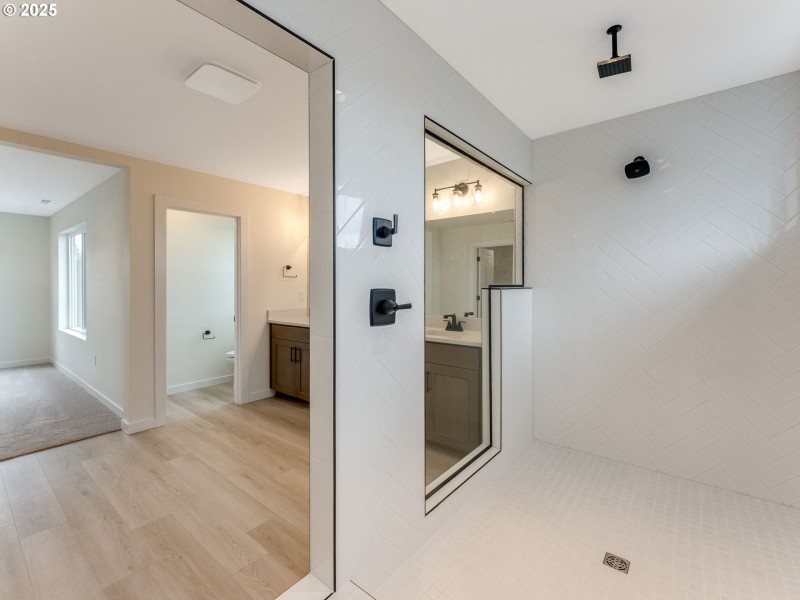 Owner's Suite Bathroom