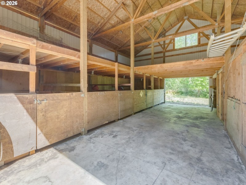 Barn