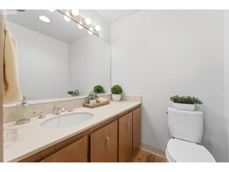 Bathroom, Attached
