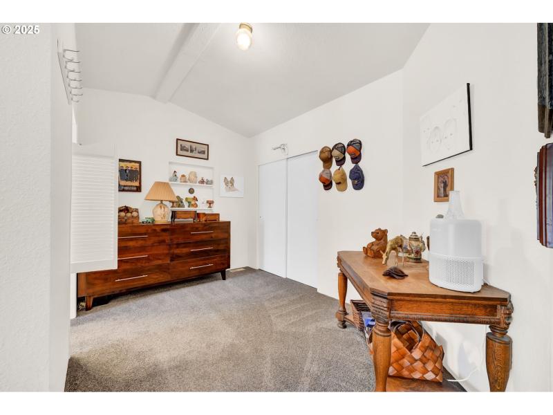 Bedroom, Owner's Suite