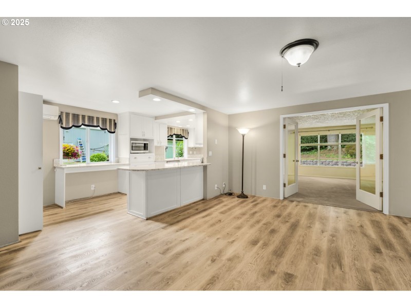 Kitchen/Living Room