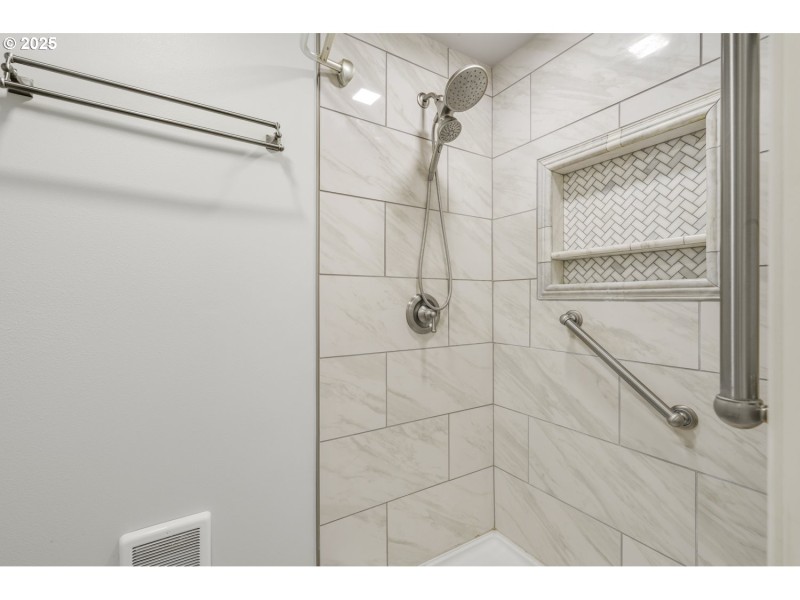 Bathroom, Attached