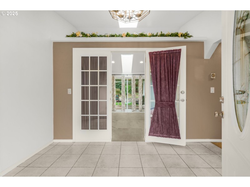 Entrance/Foyer