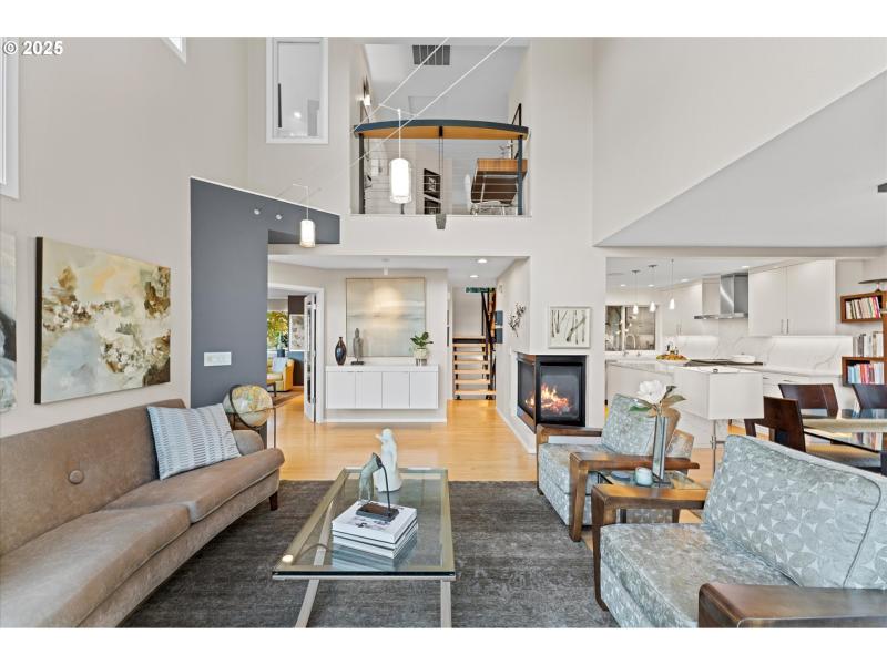 Living Room/Dining Room