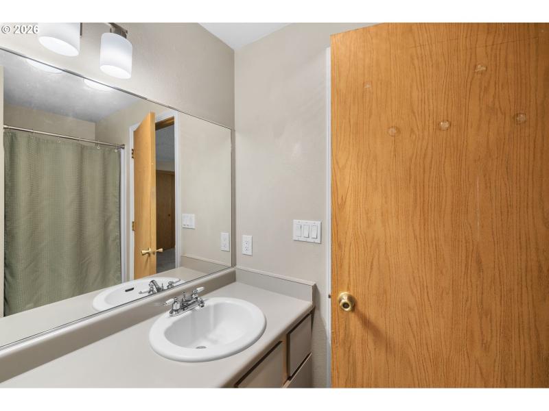 Owner's Suite Bathroom