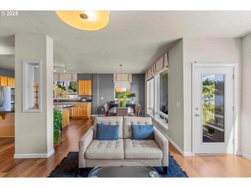 Living Room/Dining Room