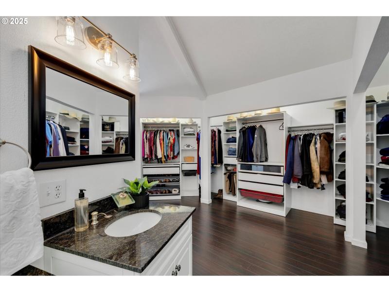 Owner's Suite Bedroom