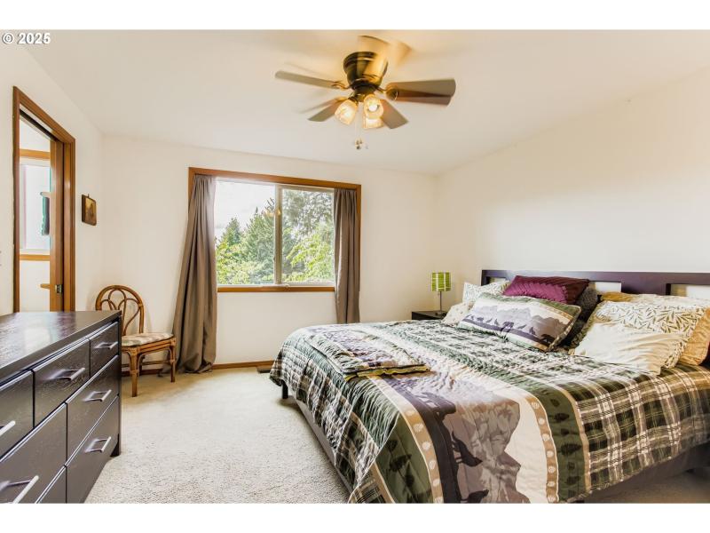 Bedroom, Owner's Suite