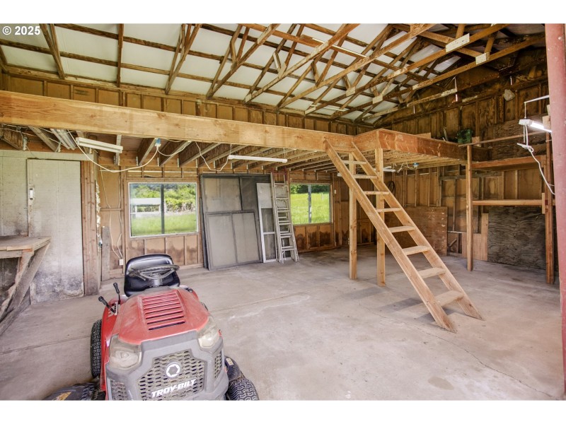 Barn
