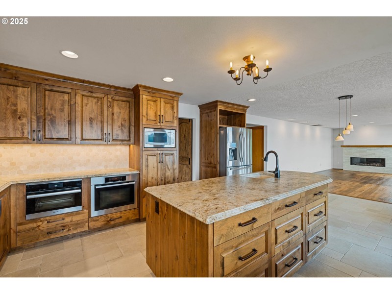 Kitchen/Living Room