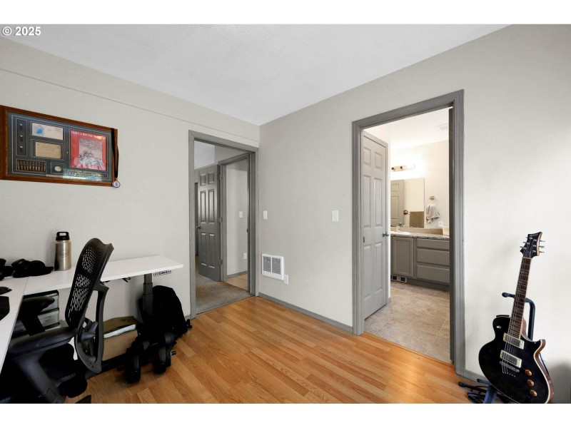 Bedroom, Owner's Suite