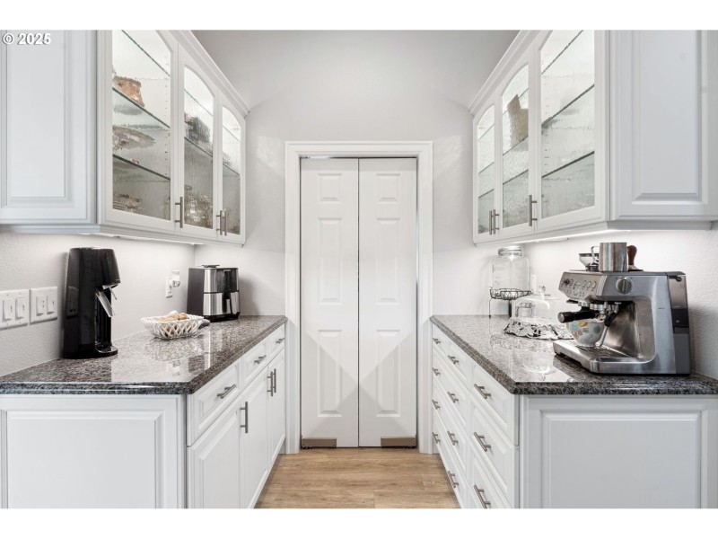Butler's Pantry
