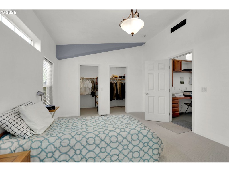 Bedroom, Owner's Suite