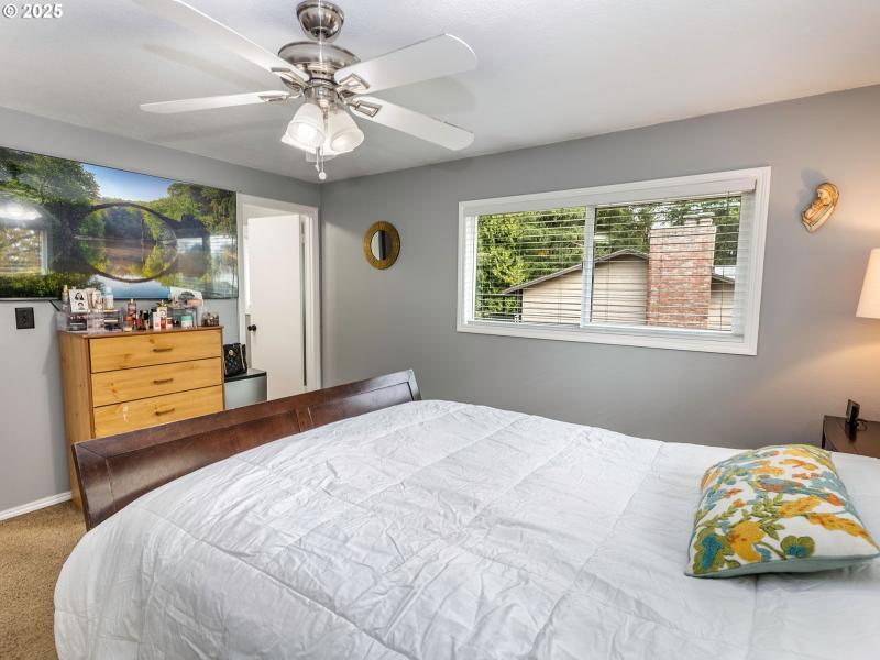 Bedroom, Owner's Suite