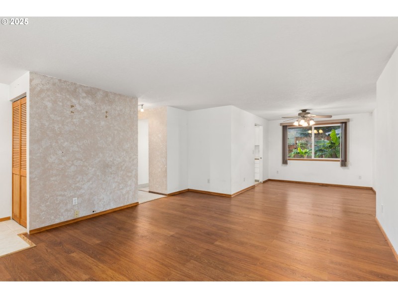 Living Room/Dining Room