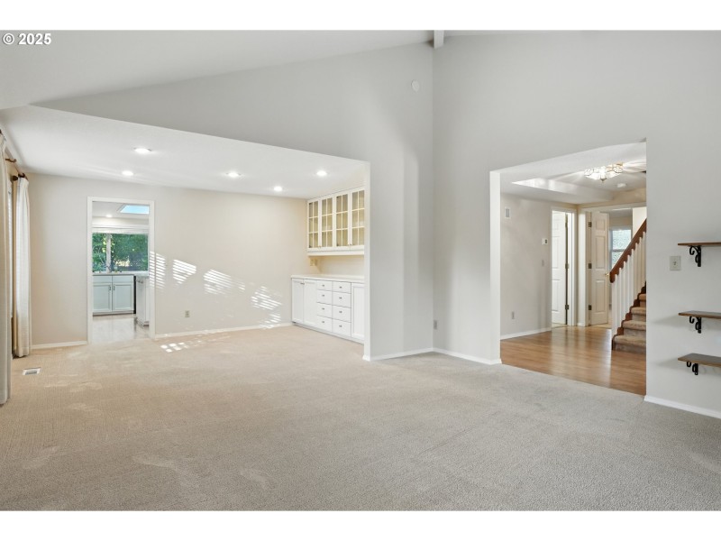 Living Room/Dining Room