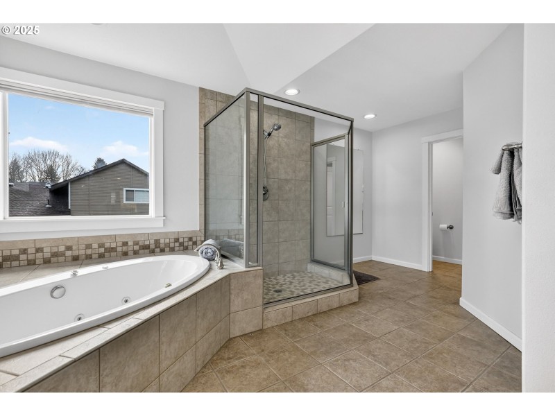 Owner's Suite Bathroom