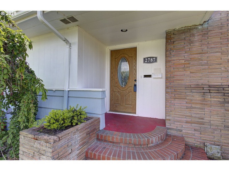 Entrance/Foyer