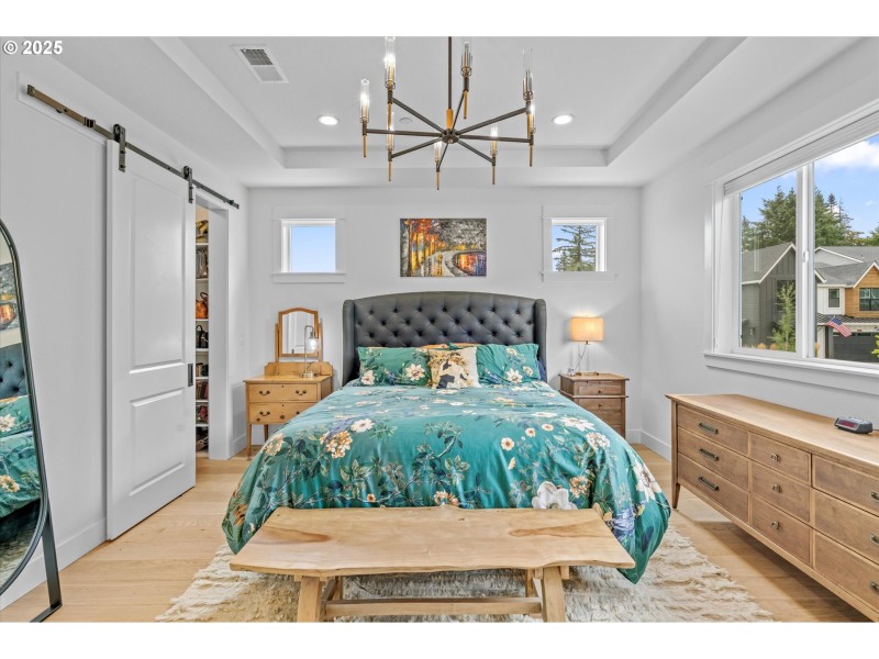Bedroom, Primary
