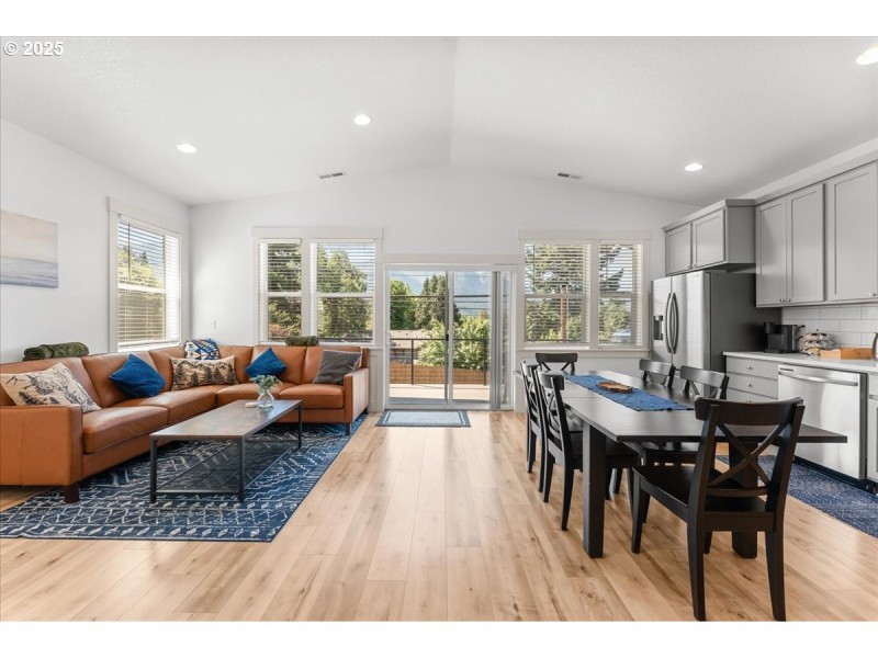 Kitchen/Family Room