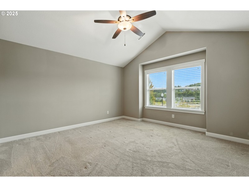 Bedroom, Primary