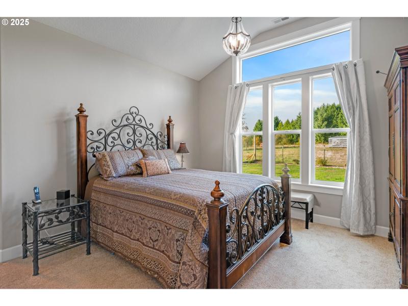 Bedroom, Owner's Suite