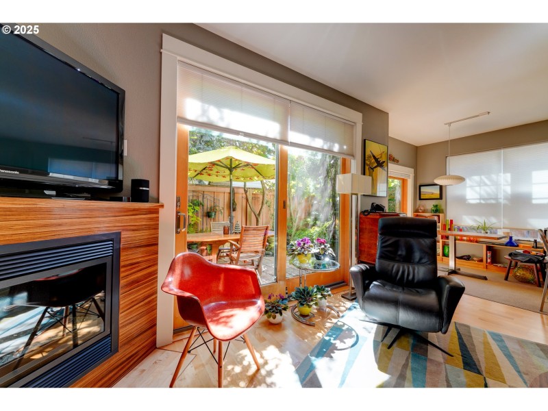 Living Room/Dining Room