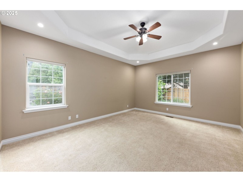 Bedroom, Primary