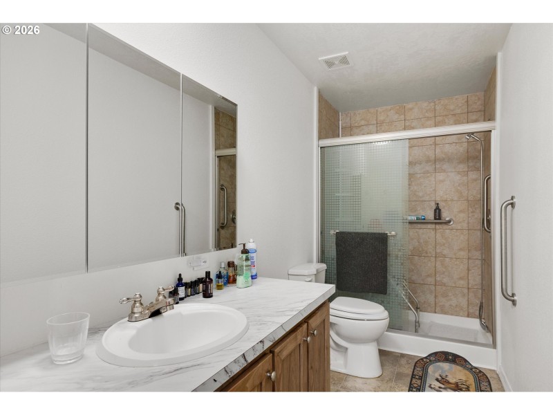 Bathroom, Attached