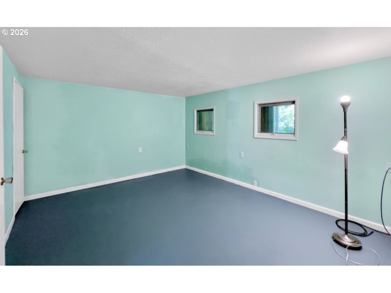 Bedroom, Primary