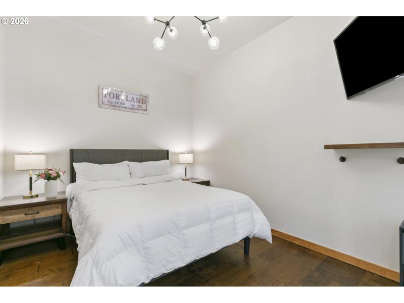 Bedroom, Owner's Suite