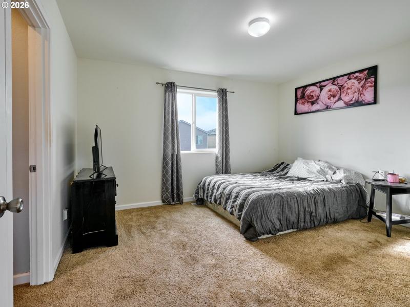 Bedroom, Primary