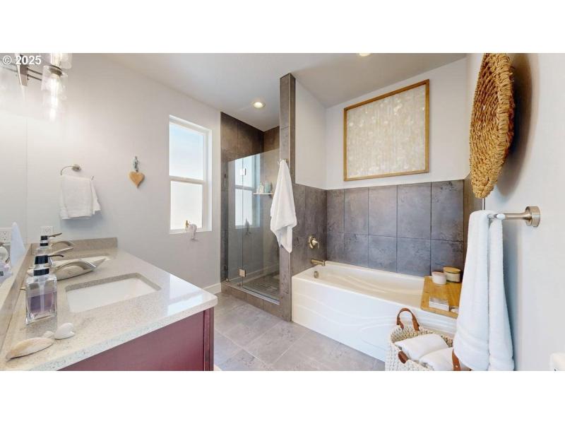 Bathroom, Attached
