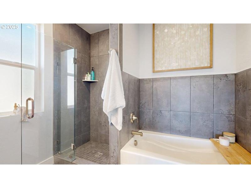 Bathroom, Attached