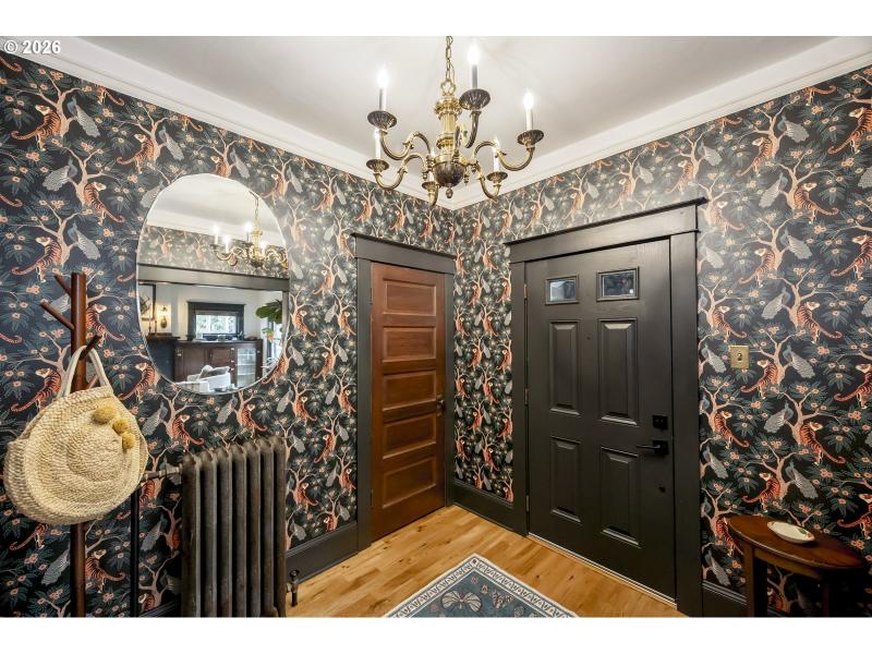 Entrance/Foyer
